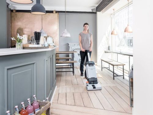 картинка Поломоечная машина Nilfisk SC100 E фото 2 картинка Поломоечная машина Nilfisk SC100 E фото 2