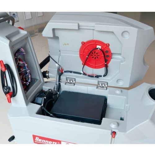 картинка Поломоечная машина Bennett Clever C660BT (Li 105 Ач) фото 9 картинка Поломоечная машина Bennett Clever C660BT (Li 105 Ач) фото 9