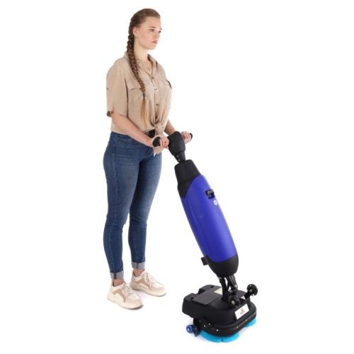 картинка Поломоечная машина Метлана M4 фото 8 картинка Поломоечная машина Метлана M4 фото 8